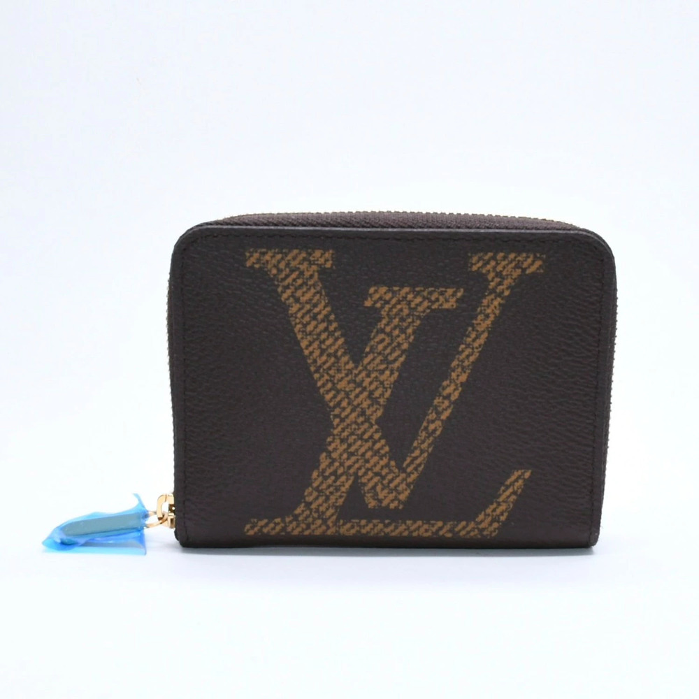 LOUIS VUITTON Monogram Giant Zippy Coin Canvas